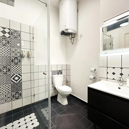Stylish & Bright 1br In The Heart Of With Ac - Purple House شقة بودابست